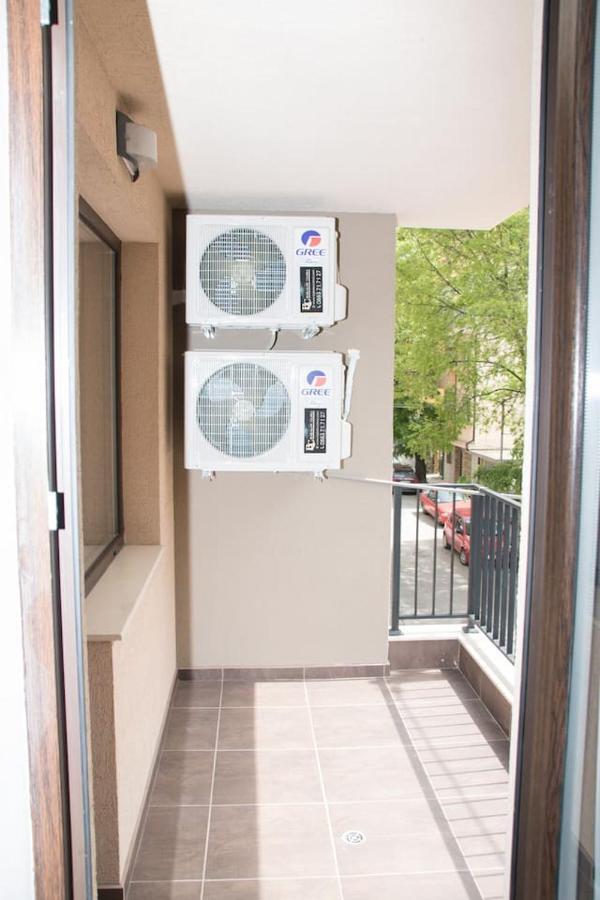 Sunshine Apartment Varna Esterno foto